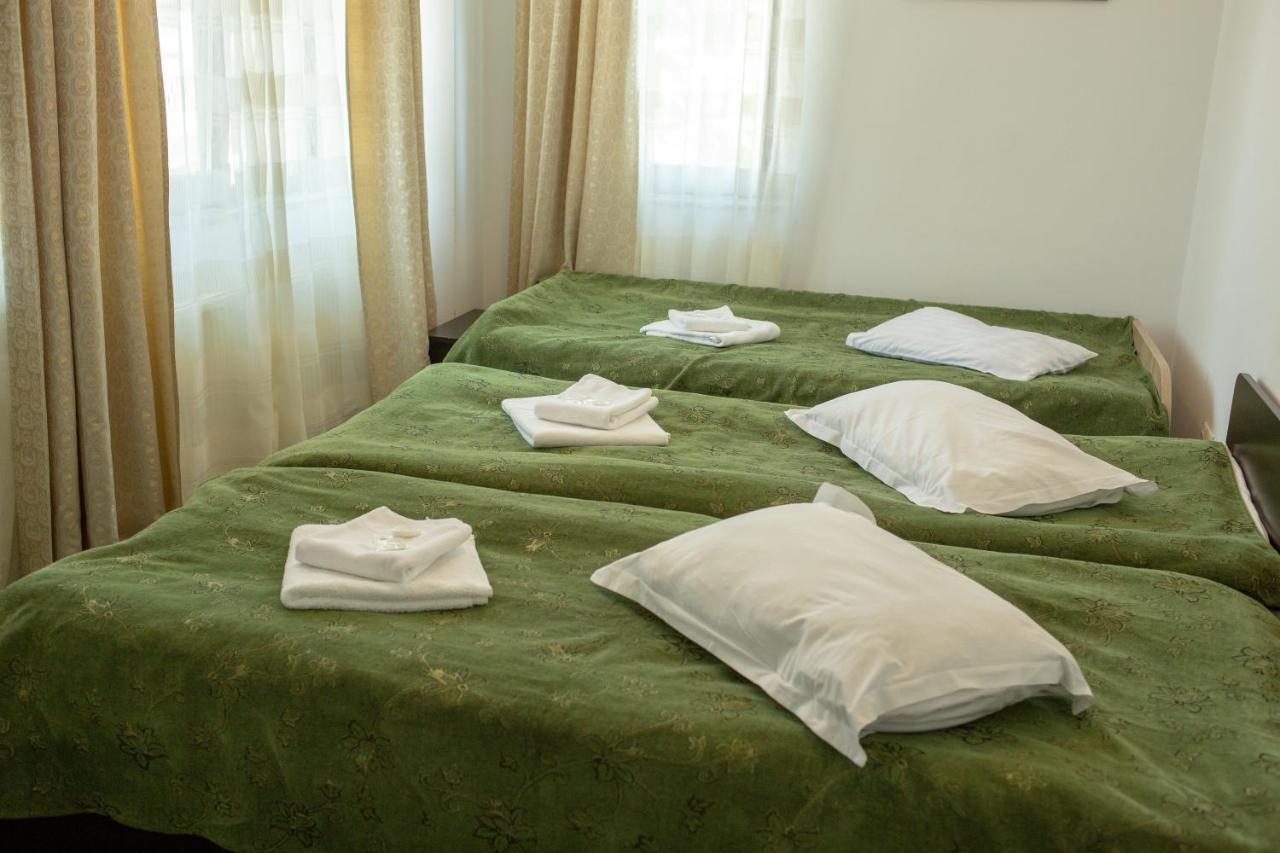 Curtea Brancoveneasca Hotel Constanta Ngoại thất bức ảnh