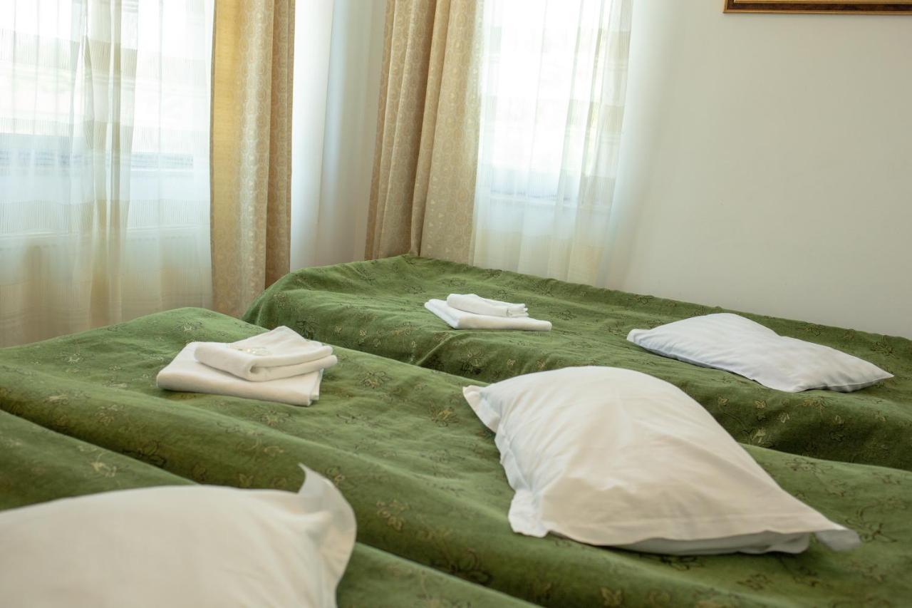 Curtea Brancoveneasca Hotel Constanta Ngoại thất bức ảnh