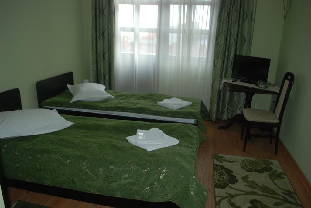 Curtea Brancoveneasca Hotel Constanta Phòng bức ảnh